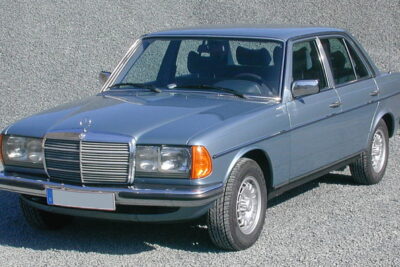 mercedes-benz-300
