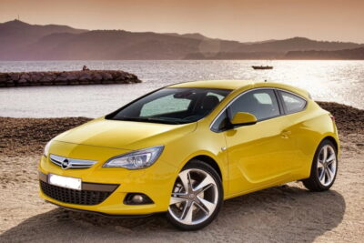 opel-astra-gtc